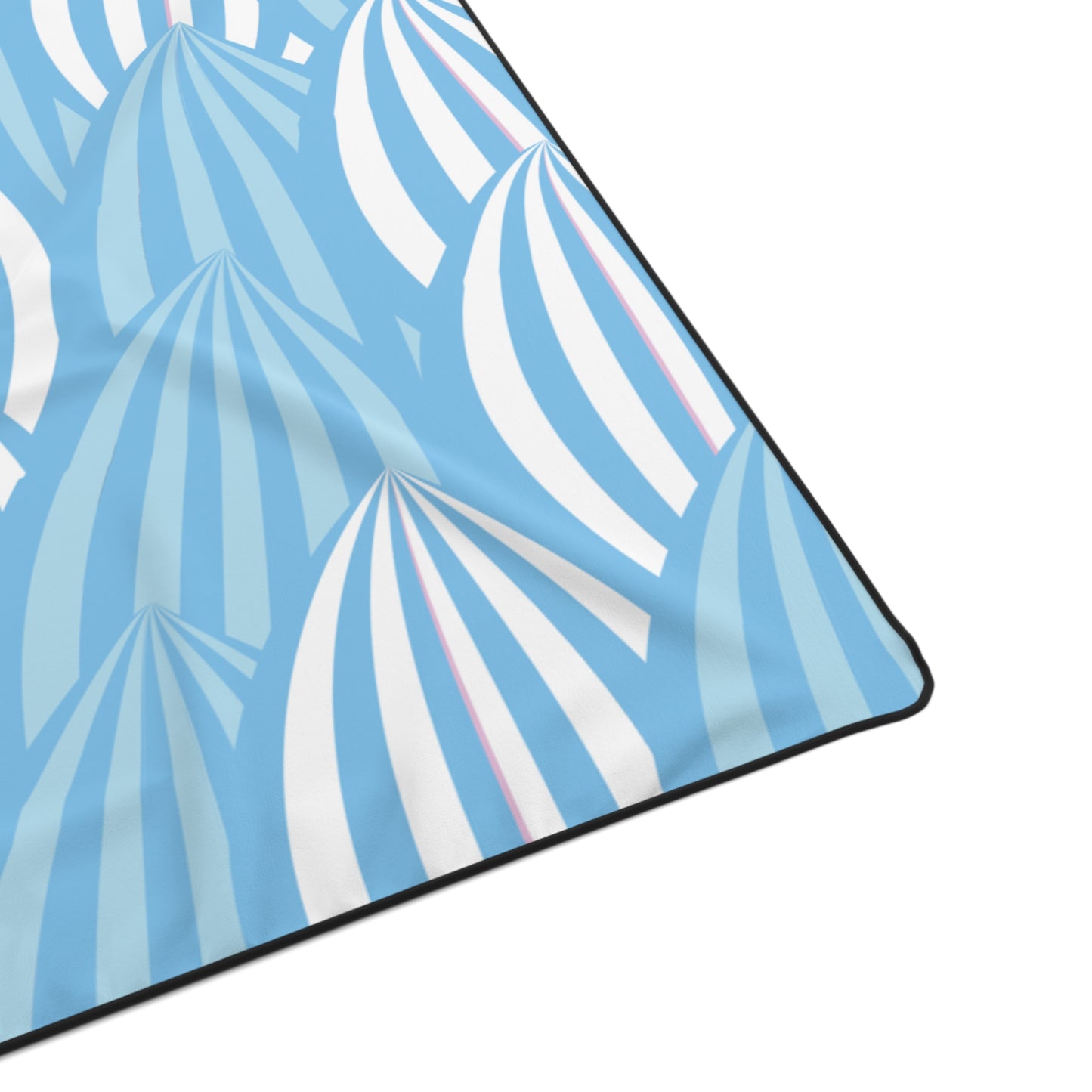 Cozy Blue Polyester Blanket - Soft Throw for Home, Beach Days, Gifting, Summer Nights, Stylish Decor