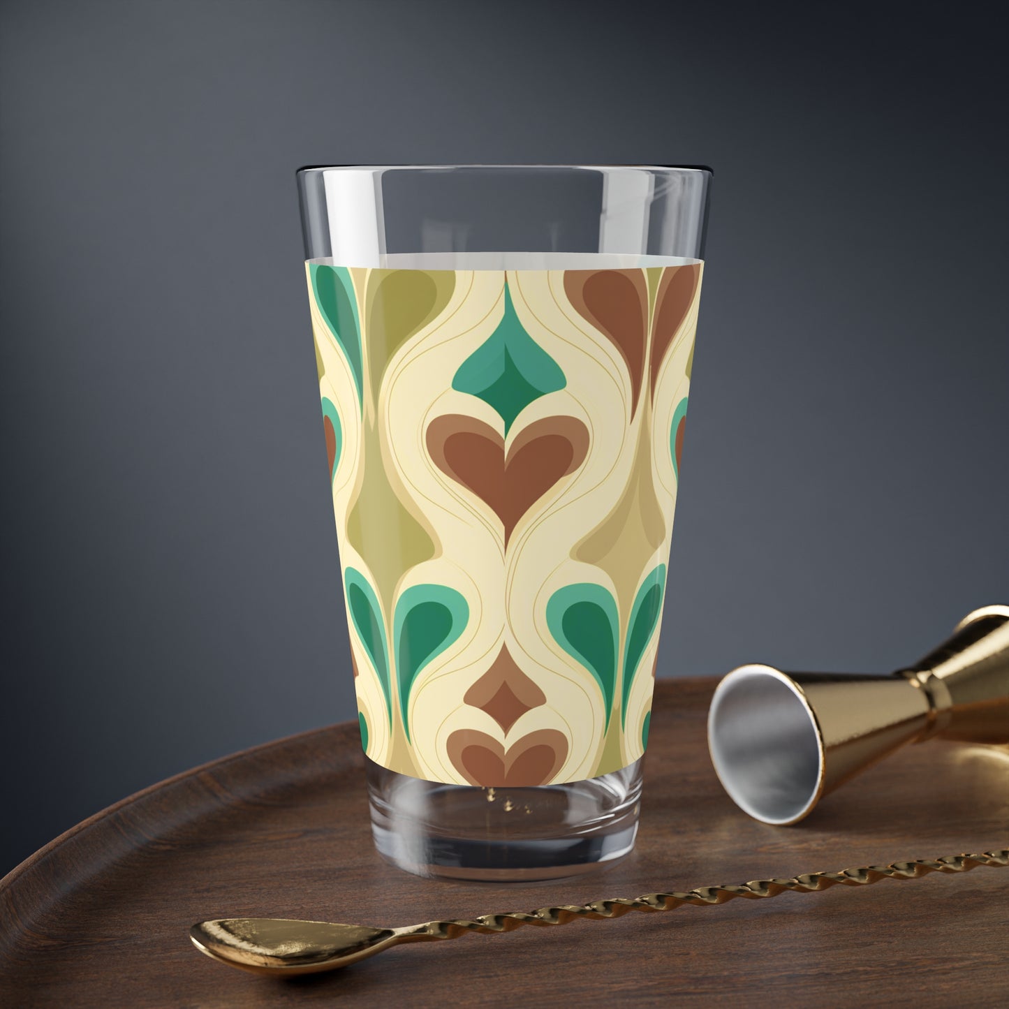 Retro Chic Mixing Glass, 16oz – Stylish Drinkware for Entertaining