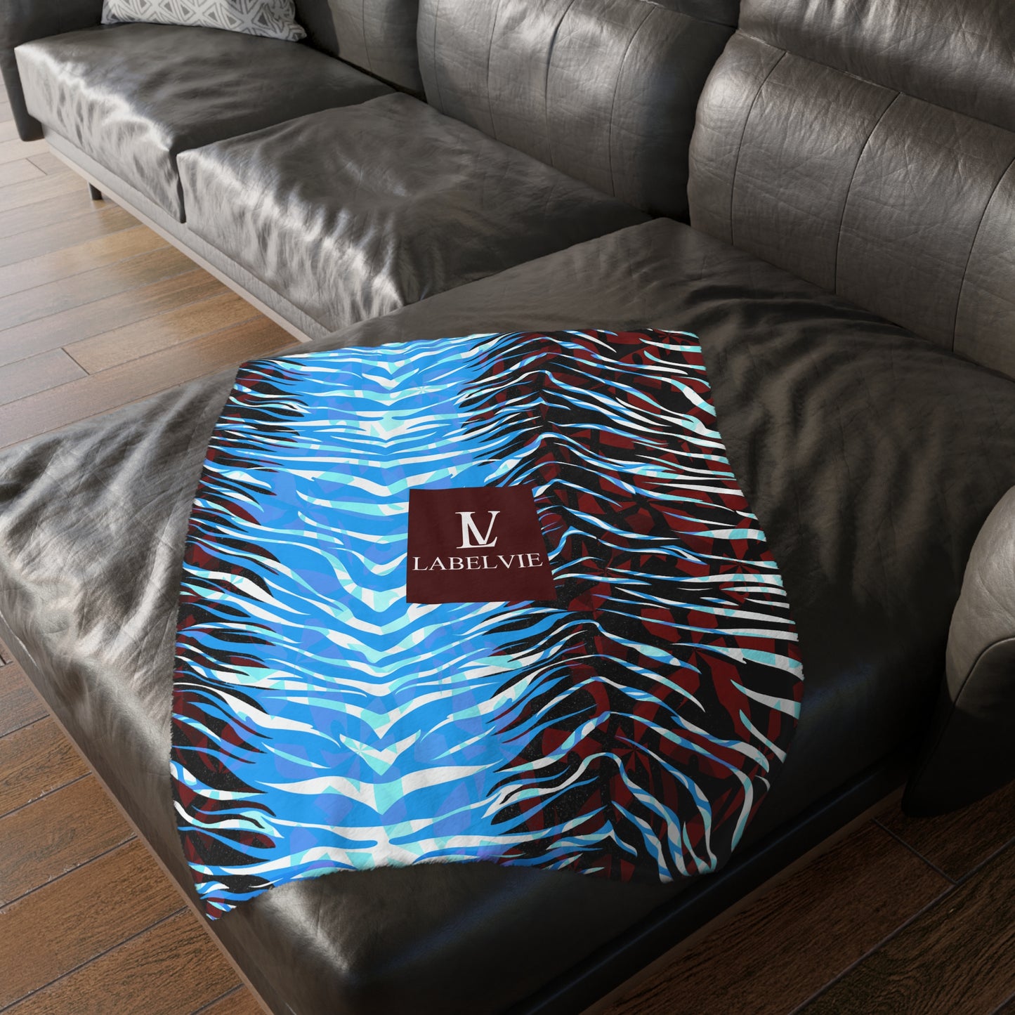 Stylish Velveteen Blanket, Cozy Decorative Throw, Animal Print Luxury Blanket, Perfect Gift for Home Decor, Unique Furnishing