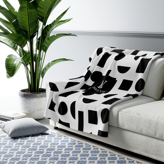 Modern Geometric Sherpa Fleece Blanket, Cozy Home Decor, Gift for Minimalists, Warm Throw, Stylish Addition to Any Room