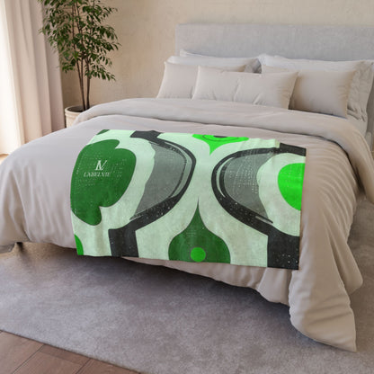 Retro Green Geometric Polyester Blanket — Mid-Century Modern Throw